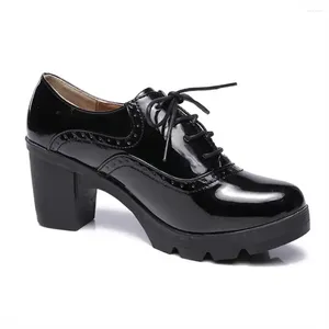 Dress Shoes Semi Formal Thin Heel Red Tennis Woman Ladies Heels High Sole Sneakers Women Sport Snekaers Designers XXW3