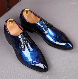 Sapatos de vestido casuais homens glitter azul real impressão plana couro masculino marca formal oxfords casamento para homens