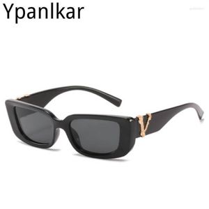 Sonnenbrille kleine Rahmen gegen Buchstaben für Frauen 2023 Designer Mode Ozean Sonnenbrillen Retro Square Shadessungglasssunglasse God294m