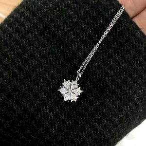 Swarovski Necklace Designer Luxury Fashion Women Pendant Necklaces Beautiful Snowflake Shining Radiant Gift For Girlfriend