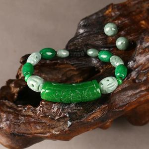 Bracciale rigido con perline intagliate in giada verde naturale Bracciale elastico regolabile in giada Gioielli intagliati a mano Rilassamento guaritore Amuleto da donna personalizzato