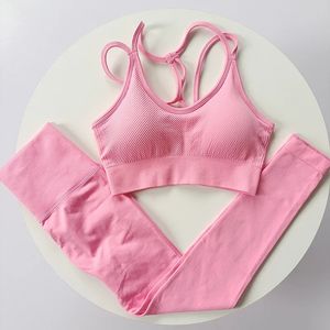 Completi da yoga Set sportivo da donna Palestra Reggiseno da yoga Fitness Esercizio per gambe senza cuciture Set da bicicletta in 2 pezzi Abbigliamento da corsa per donna Abbigliamento sportivo 231216