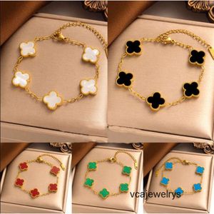 Designer Van Clover Bracelets Fourleaf Clover Luxury Top jewelry accessories Necklace Set Pendant Bracelet Stud Earring Ring of Plated 18K Girl C