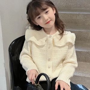 ジャケット2023女の子の赤ちゃんニットカーディグダンパールカラーセーターコートファッション子供のトップスニット服231216