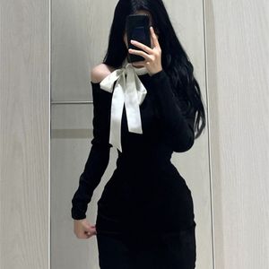 Urban Sexy Dresses 2023 Winter Slim Bodycon Y2K Mini Dress Woman Black Elegant Short Party Outwear Casual Korean Fashion 231215