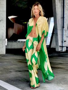 Badkläder 2022 Coverups Beach Kimono Green Print Floral Chiffon Boho Tunika för strand baddräkt täcker kaftan över storlek strandkläder pareo