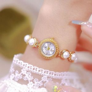 Wristwatches Dough Twists Pattern Metal Surface Quartz Women's Watch Vintage Pearl Bracelet Waterproof Elegant Wristwatch Religios Femino