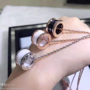Fashion Necklace Designer jewelry luxury diamond jewellery Platinum Rose Gold chain White Black Ceramic spring pendant necklaces w235s