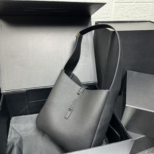 ソフトホーボーバッグ小さな女性ハンドバッグデザイナーレザーバッグLe 5 A 7ホーボーショルダーバッグは同じスタイル