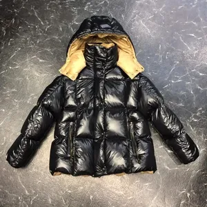 MC01 Luxus-Designer-Daunenmantel für Damen, Winter-Pufferjacke, modische Kapuze, lässig, warm, schwarz, kurze Parkas, weiblicher Mantel, dickere Oberbekleidung
