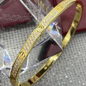 Hin Love Bangl Gold Bolegle For Woman 16-19 cm Diamond Gold Gold T0p Jakość najwyższej liczby luksusowych prezentów rocznicowych z pudełkiem