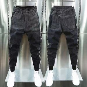 Herrenhose, schwarze Joggerhose, karierte Streifen-Jogginghose, schmale Haremshose in hochwertiger Designer-Markenkleidung 231216