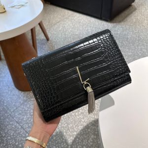 Fashion Tassel Clutch Bag Envelope Bag Messenger Bag Calfskin Leather Shiny Crocodile Embossed Pattern Golden Chain Strap Designer Purse