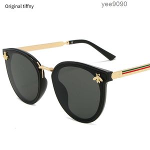 2023 Luxury Women Sunglasses Oval Metal Frame Little Bee Men Uv400 Classic Retro Brand Sport Glasses Oculos De Sol Y220413''gg''HC21