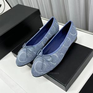 Balettlägenheter lyxdesigner casual skor tryck denim balettlägenheter äkta läderfjäril knut låg klackar kvinnor formella klänningssko loafers