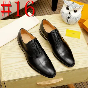 24 -stylowe buty biznesmenów biuro Formal Flats Męskie buty ślubne Designerskie sukienki dla mężczyzn zamszowe skórzane skórzane mokasyny