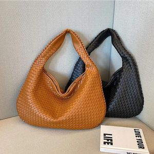 Sacos de armazenamento estilo coreano trança casual totes vegan pu couro tote grande praia bolsa de viagem chique moda feminina ombro