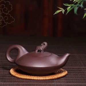 Water Bottles 180CC Yixing Clay Teapot Elephant Design Lid Household Kung Fu Teaware Ceramic Kettle Raw Ore Teapots Tea Ceremony Supplies 231216