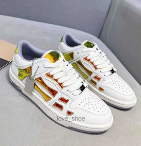 Italien design skel låg topp sneakers skor ben läder tränare skalle kvinnor herr reflekterande skelett mesh läder skateboard promenader komfort sport EU35-46