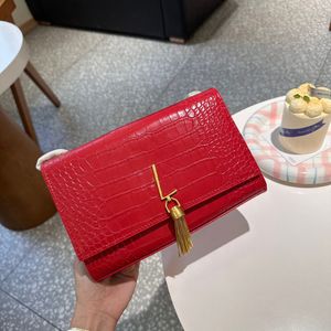 Designer Bag Clutch Tassel Bag Wallet Messenger Bag Shiny Crocodile Calfskin Leather Long Golden Chain Strap Designer Purse