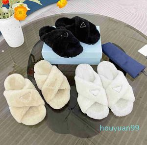 Luxury designer Winter fur Fluffy Furry Cotton Slippers Fashion Female Sweet Shoes Warm comfort slippers Women slippers Fall and winter slide matte sandals