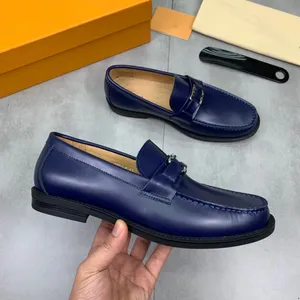 20style 2024 New Classic Business Flat Shoes Men Designer Formal Dress Leather Shoes Men's Loafers Valentine Gifts Shoes Men Luxury Dress Shoes