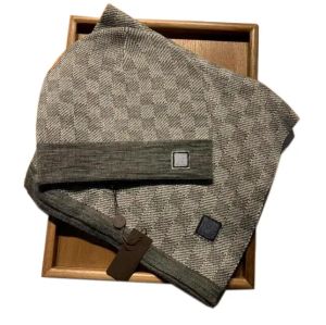 Conjunto de cachecol de chapéu de luxo para homens mulheres moda nova alta qualidade inverno de três peças e twinset bonés xale designer chapéus cachecóis luvas de lã gorro envoltório cachecóis