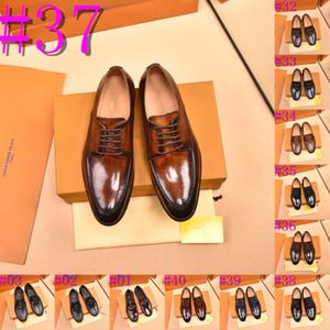 40 -styl Men Designer Business Sukienka Kolorowa koronkowa moda moda Casual skórzany Oxfords Buty płaskie spektakl na przyjęcie weselne Mężczyźni Mężczyzn Duży rozmiar 45