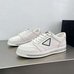 Prades skor i centrum bästa kvalitet mode män casual skor klar onyx harts löpande sneakers Italien trendiga låga toppar vit väv läder designer andningsbar fitness