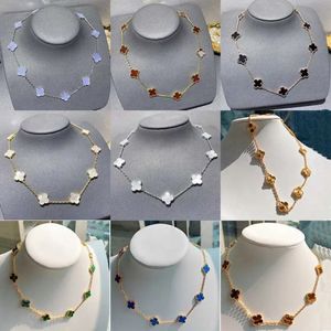 Mode hochwertige Glücksklee 10 Blume Onyx Halskette klassische Pullover Kette Halskette Schmuck Geschenk für Männer und Frauen mit Box Weihnachten Großhandel