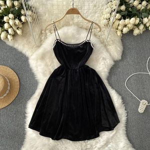 Casual Dresses Black Velvet Evening Dress Elegant French Pearl Spaghetti Strap Slim Mini Ball Gown Women's Party Vestidos