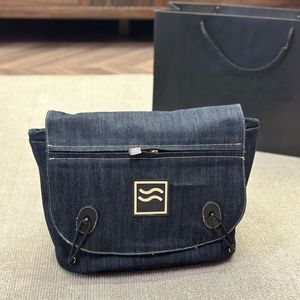 Designer Crossbody Bag Square Logo Series denim ryggsäck med stor kapacitet denim crossbody väska fritid kvinnor crossbody ryggsäck väskor designer kvinnor väska