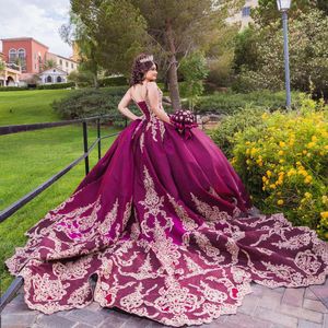 Великолепное красное платье Quinceanera с золотой аппликацией и кружевными бусинами, бальное платье принцессы для дня рождения, сладкое 16, платье де 15, готическое