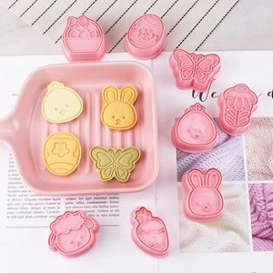 Bakvormen 8 stks/set Pasen Biscuit Mold Plastic Ei Cookie Cutter Stempel Party Fondant Taart Decoratie Gereedschappen