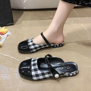 Slippers Beaded Women Flats 2024 Slingback Sandals Spring Designer Casual Walking Shoes Fashion Flip Flops Female Slides