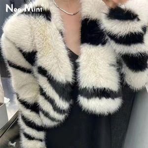 Kvinnors päls vinter 2023 Fabulous Zebra randig faux jacka kappa kvinnor harajuku gotisk punk gata mode fluffig överrock