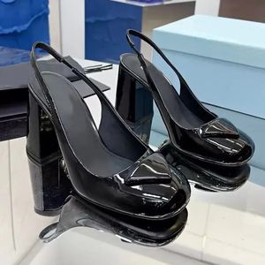 Nowy hołd Patent/miękka skórzana platforma Sandały Kobiety Buty Pasek Wysokie obcasy Sandały Sandały Buty Lady Pumps Oryginalny rozmiar skóry 35-40