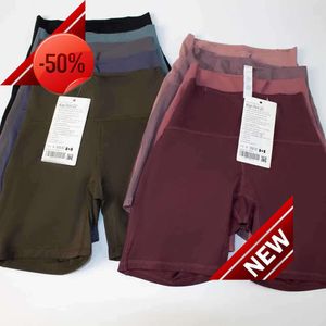 Lulus Yoga Outfits Suit Align Women's Sports High Waist Yoga Shorts 4ポイントパンツランニングフィットネスジム下着workou