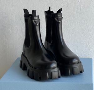 2024 botas de chuva de salto grosso para mulheres sola grossa botas de tornozelo designer de marca de luxo chelsea botas meados de bezerro sapatos de borracha martens martin botas mujer prads