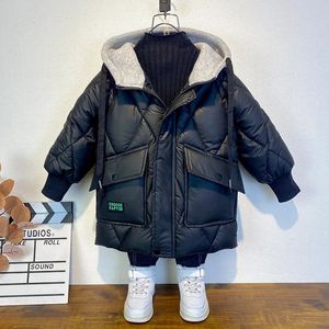 Down Coat Boys Kurtka Dzieci moda zima zagęszczona termiczna płaszcz z kapturem średnie długie kurtki 231218