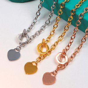 Design Women's Silver TF Style Necklace Pendant Chain Halsband S925 Sterling Silver Key Heart Love Märke Pendant Charm Halsband med Box Gift