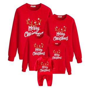 231218のための家族を一致させるクリスマスパジャマママと娘の服コットンセーターメリークリスマスプリント