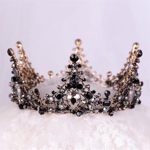 Nowe czarne księżniczki Chicka Tiars Bridal Akcesoria Oszałamiające kryształy Perły Weddne Tiary i korony 12102217D