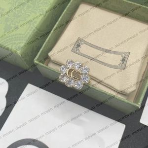 Brincos de diamante Pérola Dangle Brincos Estilos de alta qualidade Jóias de casamento para mulheres Brincos de pérola de lágrima com caixa original