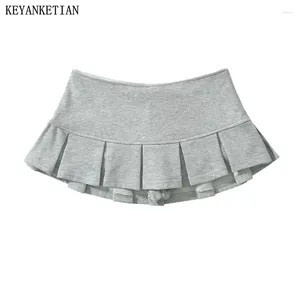 Skirts KEYANKETIAN Women's Terry Fabric Low Waist Y2K Mini Skirt Wide Pleat Decoration Light Grey Flounce A Line Skort Sweet