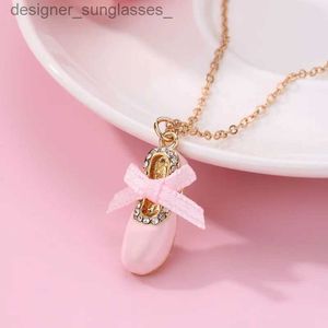 Pendant Necklaces Luoluo baby 1 Pcs Cute Ballet Shoes Pendant Necklace for Kids Girls Friendship BFF Necklaces Best Friend Jewelry GiftsL231218