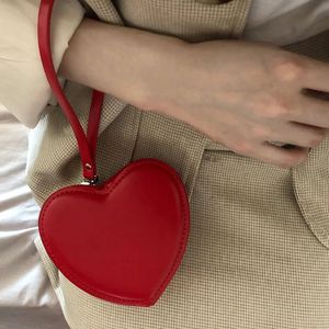 Evening Bags Love Heart Shaped Wrist Bag Red Phone Pouches Women Handbags Love Wrist Pack Top-handle Bag Female Clutch Purse Ladies Wristlet 231218