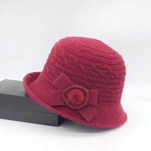 Berretti da donna elegante cappello lavorato a maglia floreale vintage bowknot cappelli da pescatore occidentali cappelli da donna a cupola in feltro da matrimonio cappellino da jazz femminile con fiocco