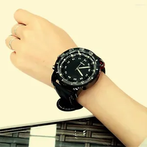 Wristwatches 2023 Sport Large Round Dial Men Women Wristwatch Sports Watches Faux Leather Band Unisex Fashion Quartz Wrist Watch Couple Gift