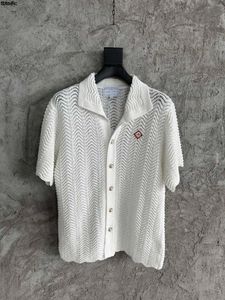 Camisas casuais masculinas de alta qualidade branco oco turn dow colarinho manga curta 2023 vintage verão onda de malha camisola camisa topos mulheres